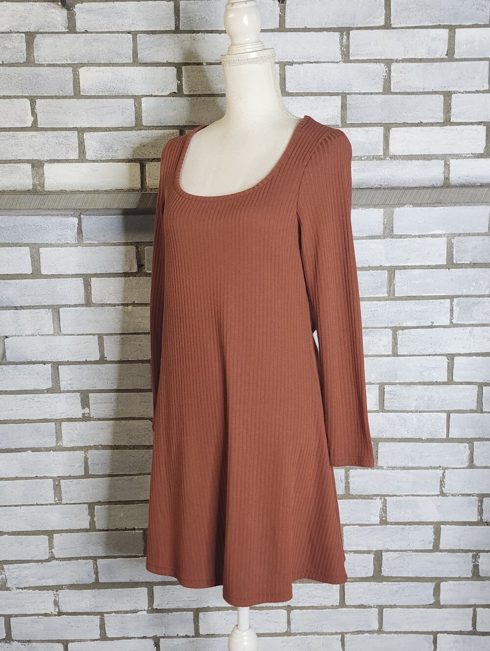 • Old Navy Women's Long Sleeve Ribbed A-Line Knit Dress Petite Size MP Copper